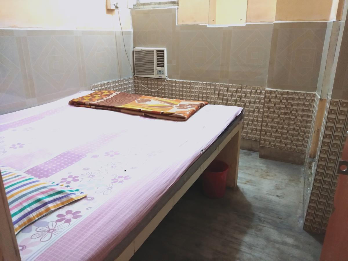 Today Guest House Hāora Екстериор снимка